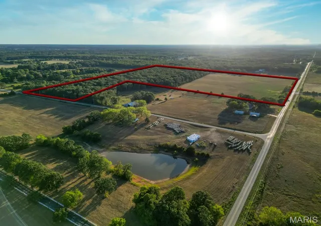 1st image of 15800 Hwy Ww, Lebanon, MO 65536 | MLS# MIS25062499