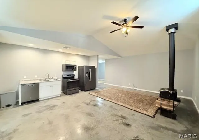 Photo 5 of Farm at 86 Combs Rd, Bellflower, MO 63333 | MLS# MIS25062802 | | Sold on 2026-01-23