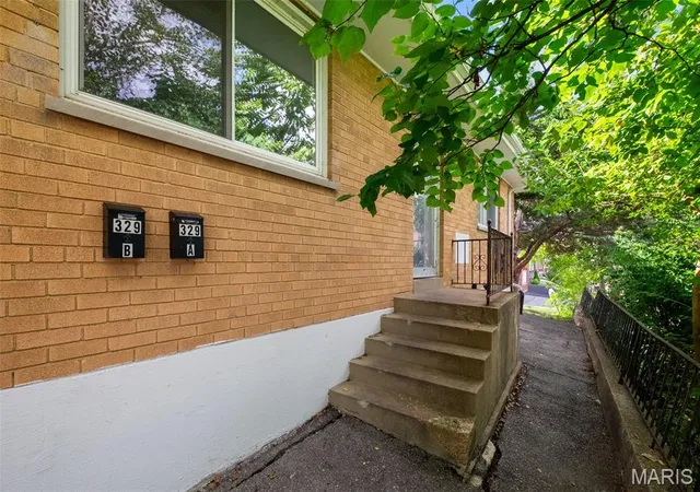 Photo 4 of Multi Family at 329 Eichelberger St, Saint Louis, MO 63111 | MLS# MIS25064020 | | Sold on 2025-11-05
