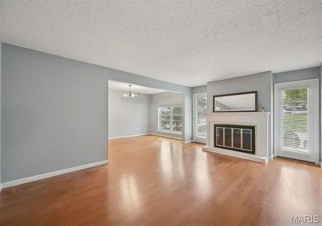 5th image of 14443 Bantry Ln, Chesterfield, MO 63017