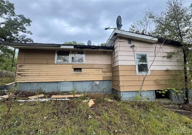 Photo 2 of Single family home for sale at Box 3815 Hc 3, Greenville, MO 63944 | MLS# MIS25065857 | Listing updated on 2026-02-19