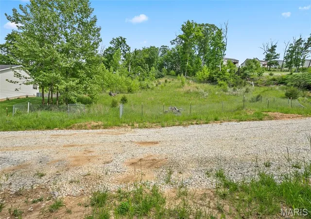 4th image of 6752 Walnut Valley, High Ridge, MO 63049 | MLS# MIS25066104