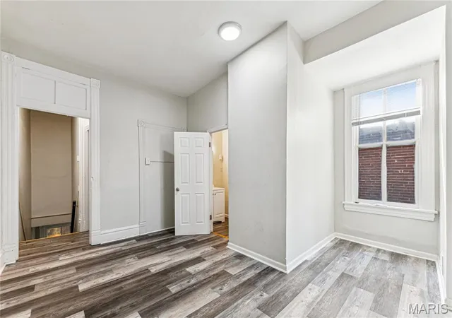 Single family home for sale at 3418 Tennessee Ave, Saint Louis, MO 63118 | MLS# MIS25066298 | Listing updated on 2025-10-15