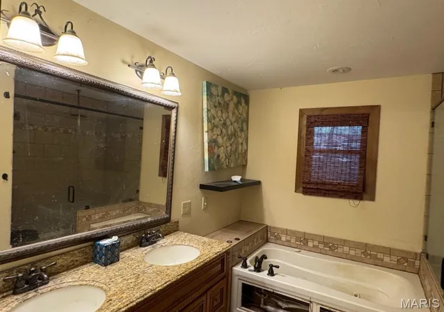 5th image of 2862 Lakewood Dr, Vandalia, IL 62471 | MLS# MIS25066596