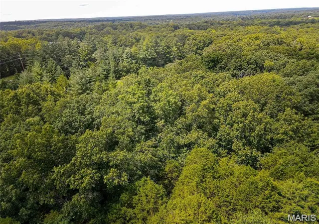 1st image of 1811 Hendricks Rd, Robertsville, MO 63072 | MLS# MIS25067376