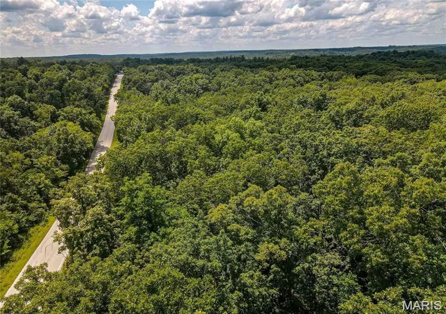 3rd image of 1811 Hendricks Rd, Robertsville, MO 63072 | MLS# MIS25067376