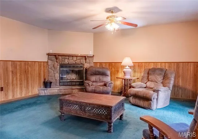 Homes for sale in Clarksville, MO | 102 Carroll Dr, Clarksville, MO 63336 | MLS# MIS25068085