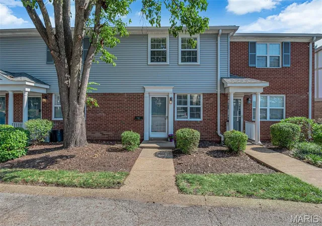 Photo 1 of Condo for sale at 1438 Bluebird Ter, Saint Louis, MO 63144 | MLS# MIS25069087 | Listing updated on 2026-09-14
