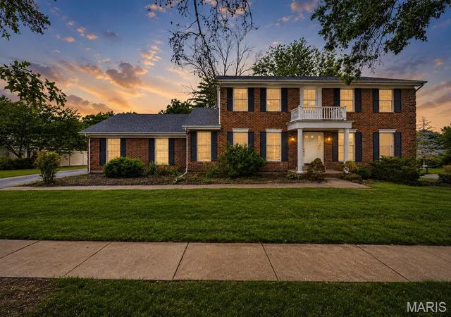 2nd image of 14529 Brittania Dr, Chesterfield, MO 63017 | MLS# MIS25069195