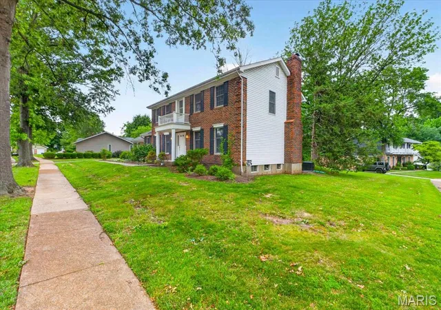 5th image of 14529 Brittania Dr, Chesterfield, MO 63017 | MLS# MIS25069195