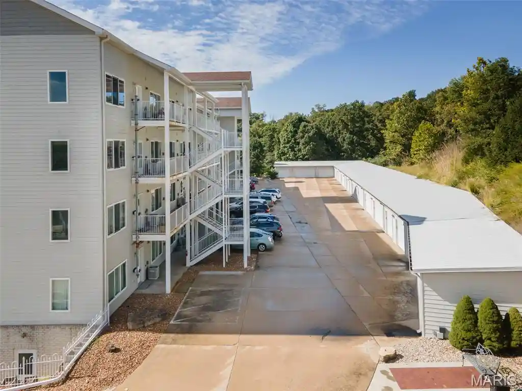 Listing Photo 32 - Condo for sale in 401 Timber Ridge Dr located at 401 Timber Ridge Dr, Grafton, IL 62037 - Unit #24
