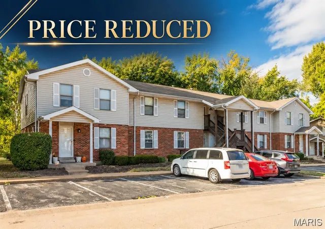 Photo 1 of Condo for sale at 2112 New Sun Dr, Florissant, MO 63031 | MLS# MIS25069448 | Listing updated on 2026-10-27
