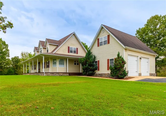 3rd image of 24155 Red Oak Rd, Waynesville, MO 65583 | MLS# MIS25070454
