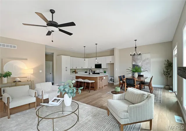 4th image of 96 Fiddlers Close #96 STB, Washington, MO 63090 | MLS# MIS25071023