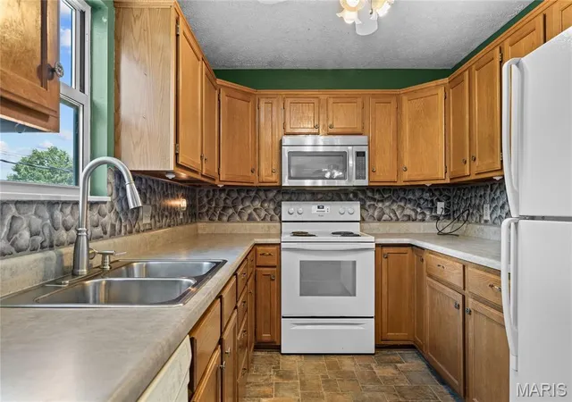 Homes for sale in Branson, MO | 2819 Katella Lane, Branson, MO 65616 | MLS# MIS25071059