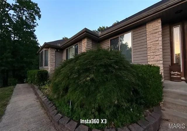 Homes for sale in West Plains, MO | 7584 Private Road 2453, West Plains, MO 65775 | MLS# MIS25071474