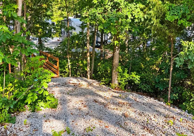 Photo 3 of Land for sale at 25845 Lake Cardinal Ln, Warrenton, MO 63383 | MLS# MIS25072334 | Listing updated on 2026-10-02