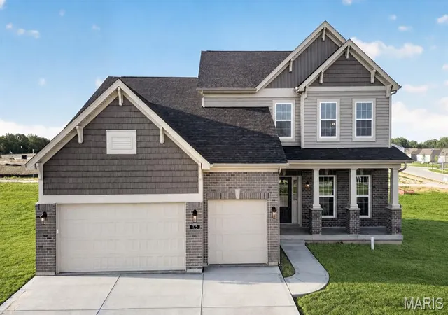 Photo 1 of Single family home for sale at 125 Sterling Dr, Lake Saint Louis, MO 63367 | MLS# MIS25072595 | Listing updated on 2026-10-19