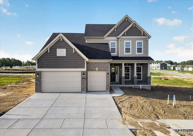 Homes for sale in Lake St Louis, MO | 125 Sterling Dr, Lake St Louis, MO 63367 | MLS# MIS25072595