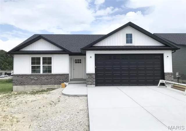1st image of 1652 Flagstaff Dr, Festus, MO 63028 | MLS# MIS25073087