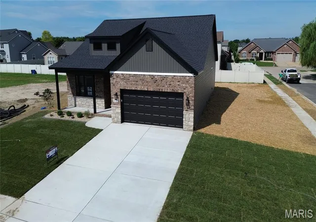 Photo 2 of Single family home for sale at 4157 Timber Brook Ct, Swansea, IL 62226 | MLS# MIS25073454 | Listing updated on 2026-08-20