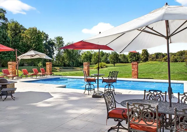 Photo 4 of Single family home for sale at 115 Cobblestone Hills Rd, O'fallon, IL 62269 | MLS# MIS25073602 | Listing updated on 2026-08-14