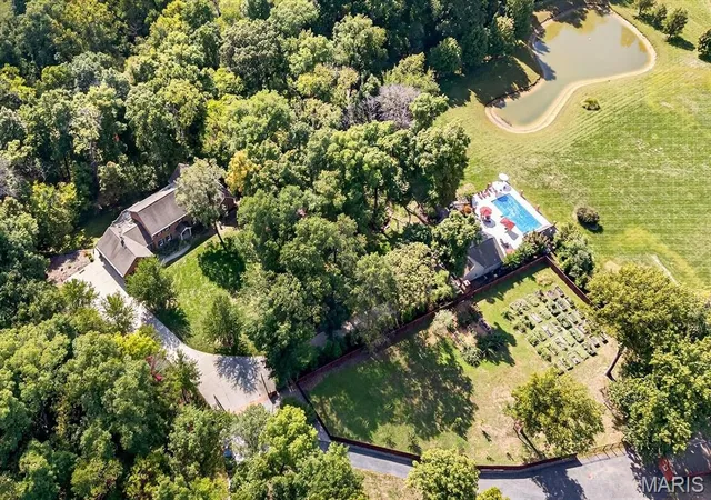 Photo 3 of Single family home for sale at 115 Cobblestone Hills Rd, O'fallon, IL 62269 | MLS# MIS25073602 | Listing updated on 2026-08-14
