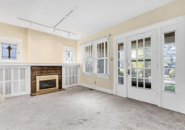 Photo 5 of Single Family Residence at 1730 Del Norte Ave, Saint Louis, MO 63117 | MLS# MIS25073735 | | Sold on 2025-12-04