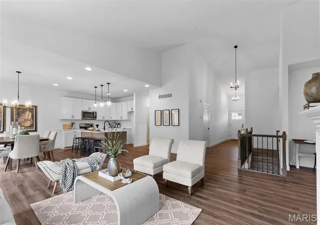 Photo 3 of Single family home for sale at 1 Rochester @ Kreder Farms, St Charles, MO 63304 | MLS# MIS25074378 | Listing updated on 2026-09-28