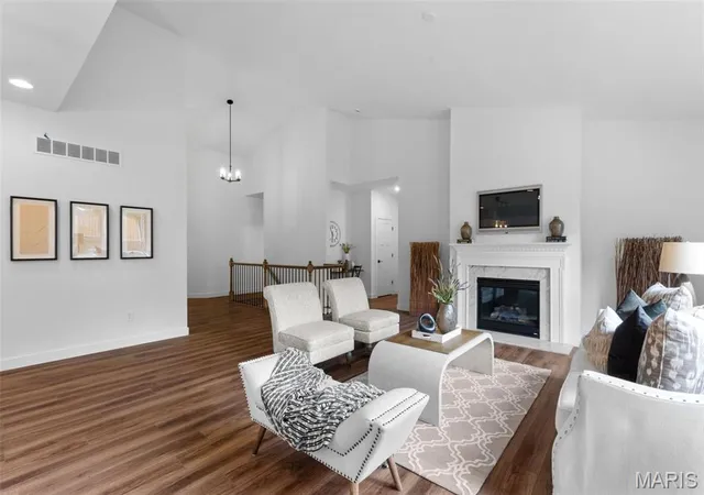 Photo 3 of Single family home for sale at 1 Rochester @ Kreder Farms, St Charles, MO 63304 | MLS# MIS25074378 | Listing updated on 2026-10-09