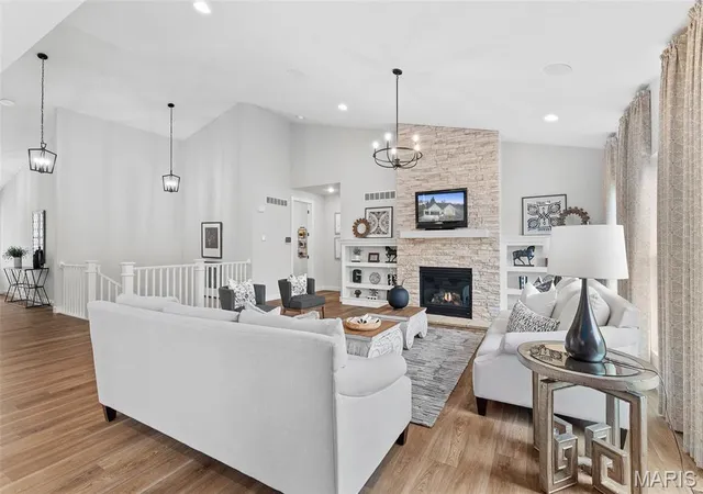 Photo 3 of Single family home for sale at 1 Canterbury @ Creekside Sommers, O'fallon, MO 63367 | MLS# MIS25074762 | Listing updated on 2026-09-28