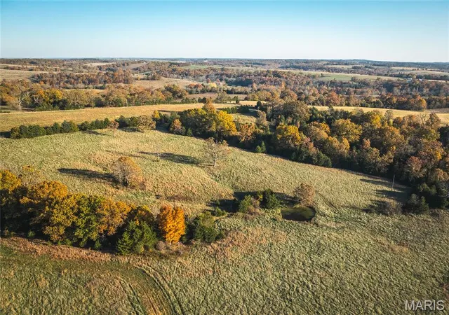 4th image of 6601 County Line Road, Graff, MO 65660 | MLS# MIS25074822