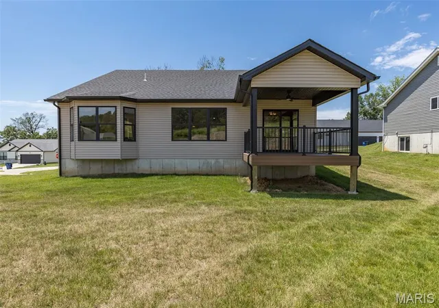 Homes for sale in Herculaneum, MO | 1512 Louisiana Dr, Herculaneum, MO 63048 | MLS# MIS25075003