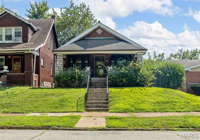 Single family home for sale at 5130 Labadie Ave, St Louis, MO 63115 | MLS# MIS25075013 | Listing updated on 2026-09-01