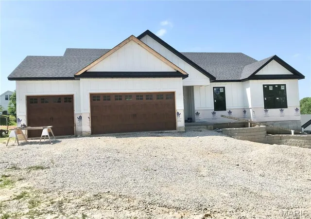 Homes for sale in Festus, MO | 1604 Sugar Park Dr, Festus, MO 63028 | MLS# MIS25075082