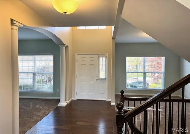 Photo 3 of Single family home for sale at 84 S Ridgewynd Ct, Lake Saint Louis, MO 63367 | MLS# MIS25075397 | Listing updated on 2026-10-02