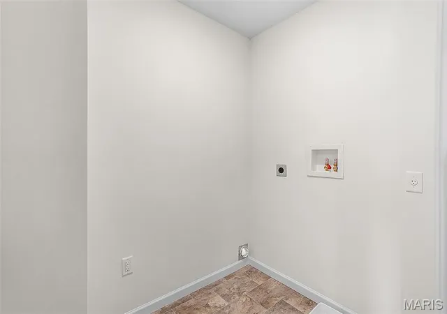 Photo 2 of Sale Pending at 57 Integrity Ct, O'fallon, MO 63385 | MLS# MIS25076447 | Listing updated on 2026-05-19