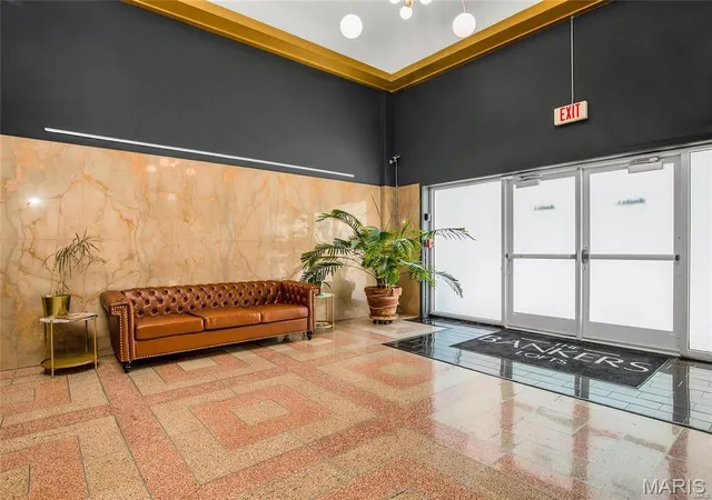 Photo 3 of Condo for sale at 901 Washington Ave #605, Saint Louis, MO 63101 | MLS# MIS25076485 | Listing updated on 2026-09-16