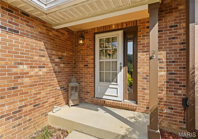 Photo 2 of Sale Pending at 46 Matterhorn Dr, Glen Carbon, IL 62034 | MLS# MIS25076537 | Listing updated on 2026-08-13