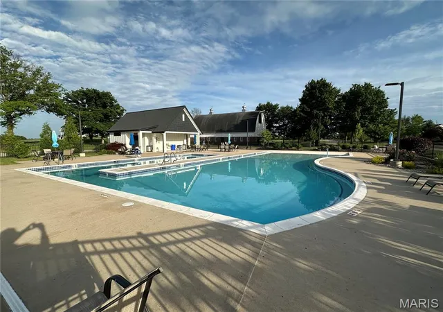 Homes for sale in Edwardsville, IL | 3487 Whiston Ln, Edwardsville, IL 62025 | MLS# MIS25076720