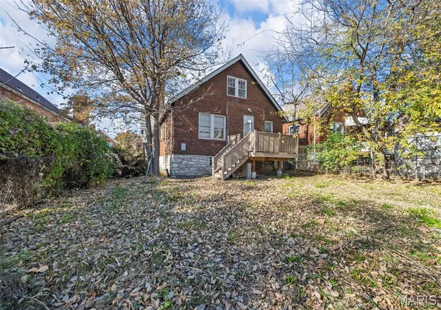 3rd image of 8738 Partridge Ave, Saint Louis, MO 63147 | MLS# MIS25076762