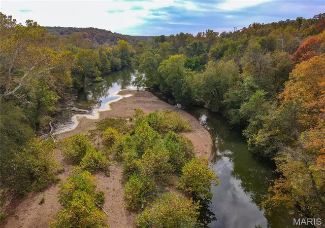 1st image of 14641 Engledow Springs Rd, De Soto, MO 63020 | MLS# MIS25076989
