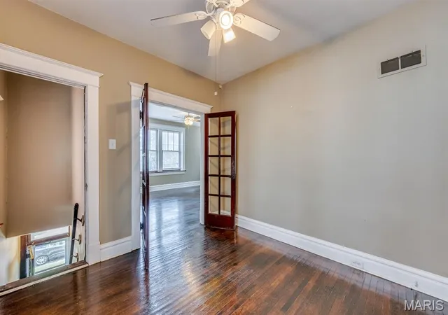 Homes for sale in Saint Louis, MO | 3929 Minnesota Ave, Saint Louis, MO 63118 | MLS# MIS25076991