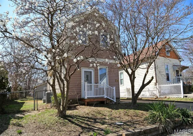 2nd image of 4672 Hannover Ave, Saint Louis, MO 63123 | MLS# MIS25078672