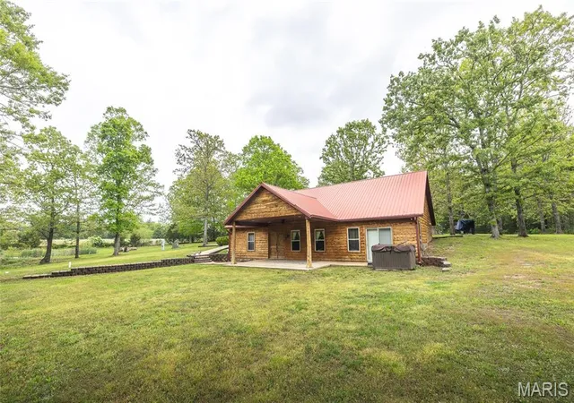 Homes for sale in Laquey, MO | 27655 Sandy Dr, Laquey, MO 65534 | MLS# MIS25078817