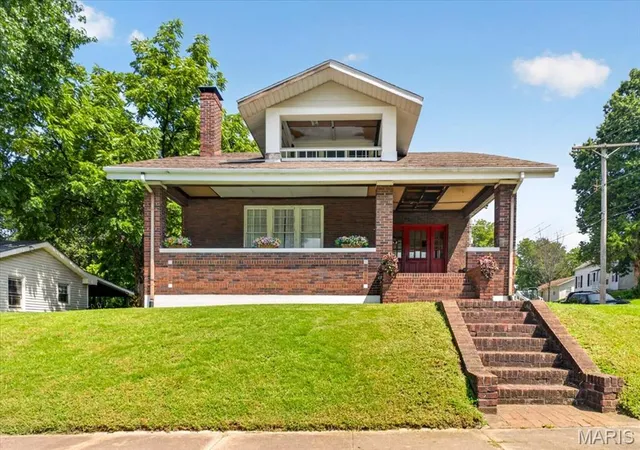 2nd image of 200 N Market St, New Athens, IL 62264 | MLS# MIS25078983