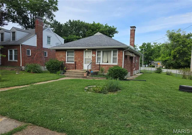 Homes for sale in Ferguson, MO | 456 Georgia Ave, Ferguson, MO 63135 | MLS# MIS25079190