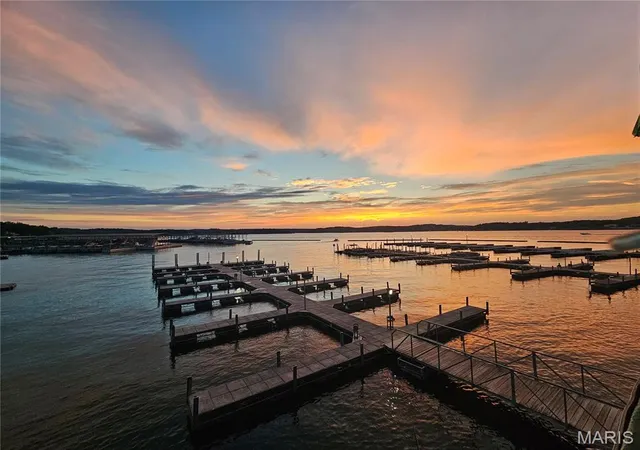 Homes for sale in Lake Ozark, MO | 34 Aqua Finn Drive, Lake Ozark, MO 65049 | Houzeo