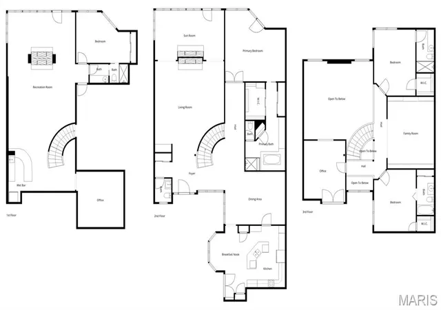 Homes for sale in Creve Coeur, MO | 260 Carlyle Lake Dr, Creve Coeur, MO 63141 | MLS# MIS25079574