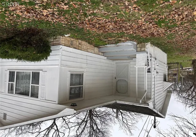 Photo 3 of Single family home for sale at 816 Kendall Ave, Poplar Bluff, MO 63901 | MLS# MIS25079583 | Listing updated on 2026-10-01